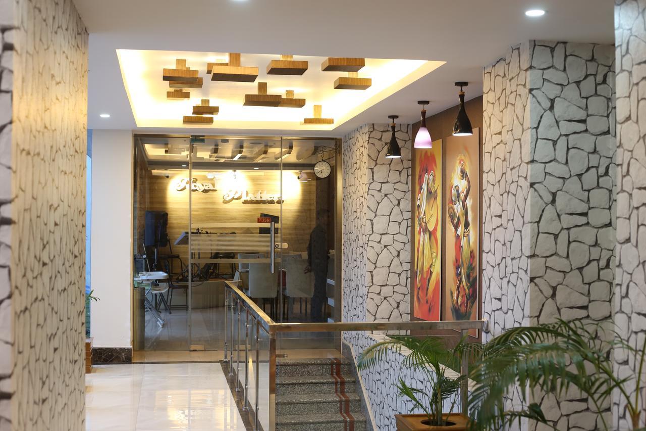 Hotel Harrison Palace Biratnagar Bagian luar foto