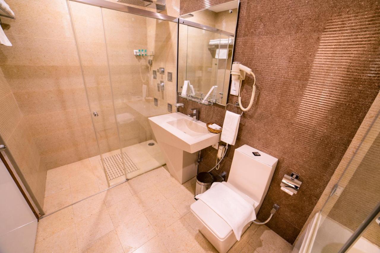 Hotel Harrison Palace Biratnagar Bagian luar foto