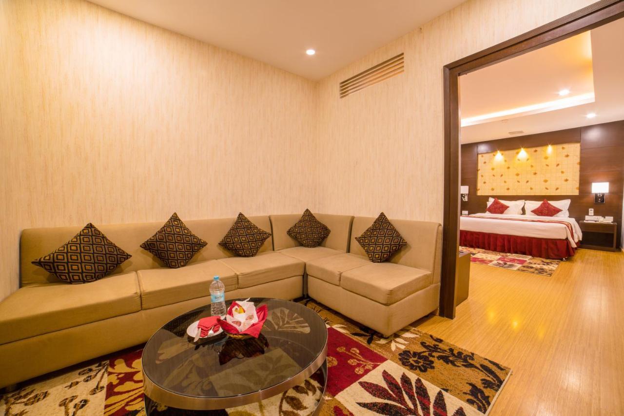 Hotel Harrison Palace Biratnagar Bagian luar foto