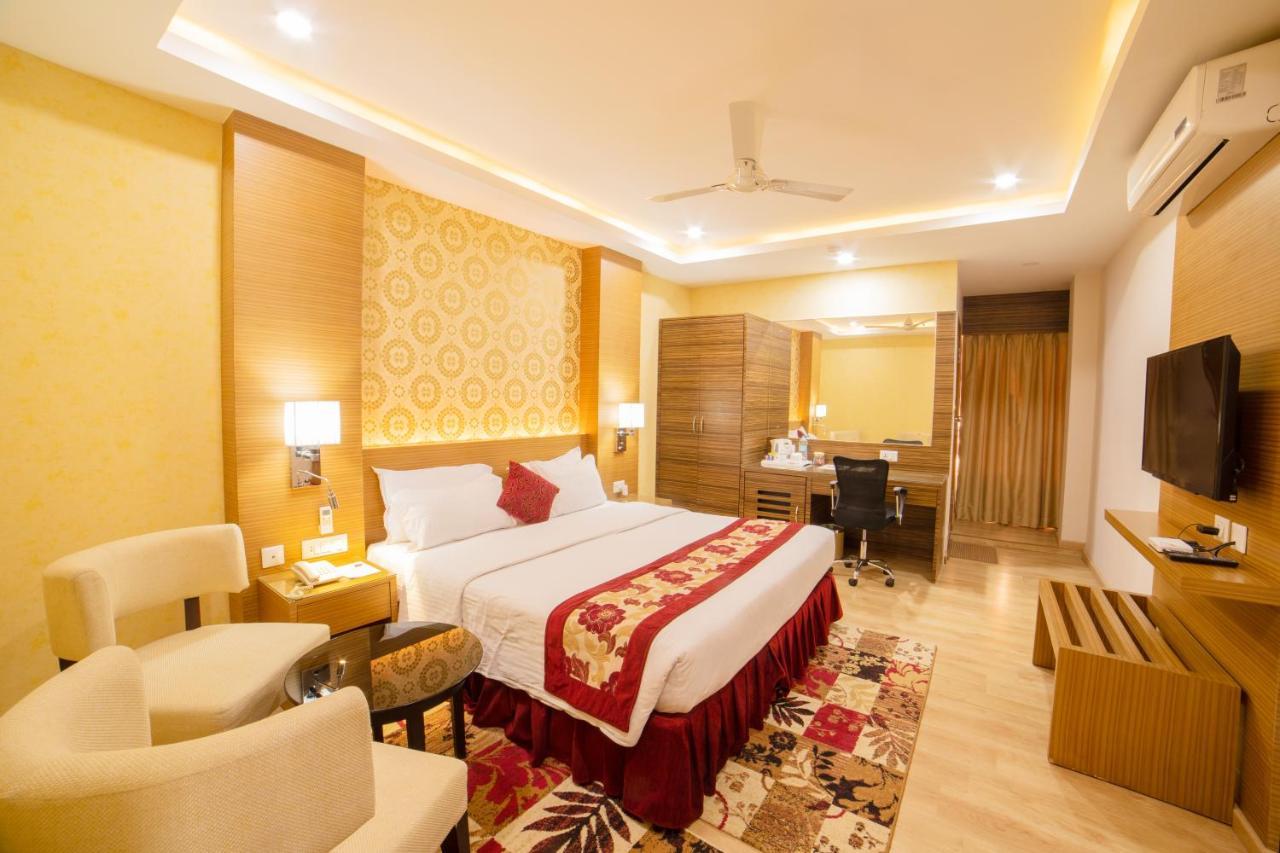 Hotel Harrison Palace Biratnagar Bagian luar foto